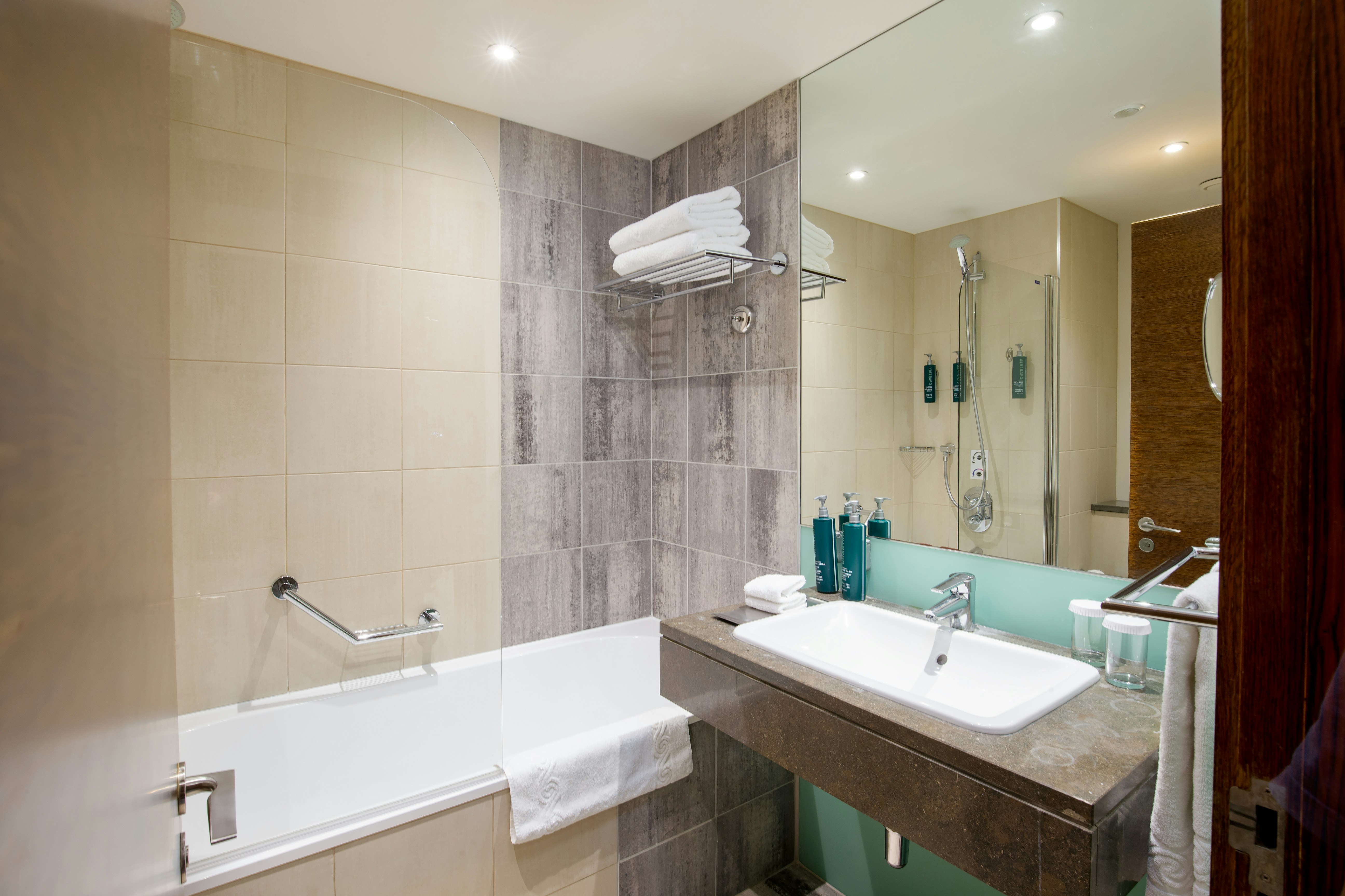 غرفة بسريرين منفصلين، Hilton London Canary Wharf 15/15