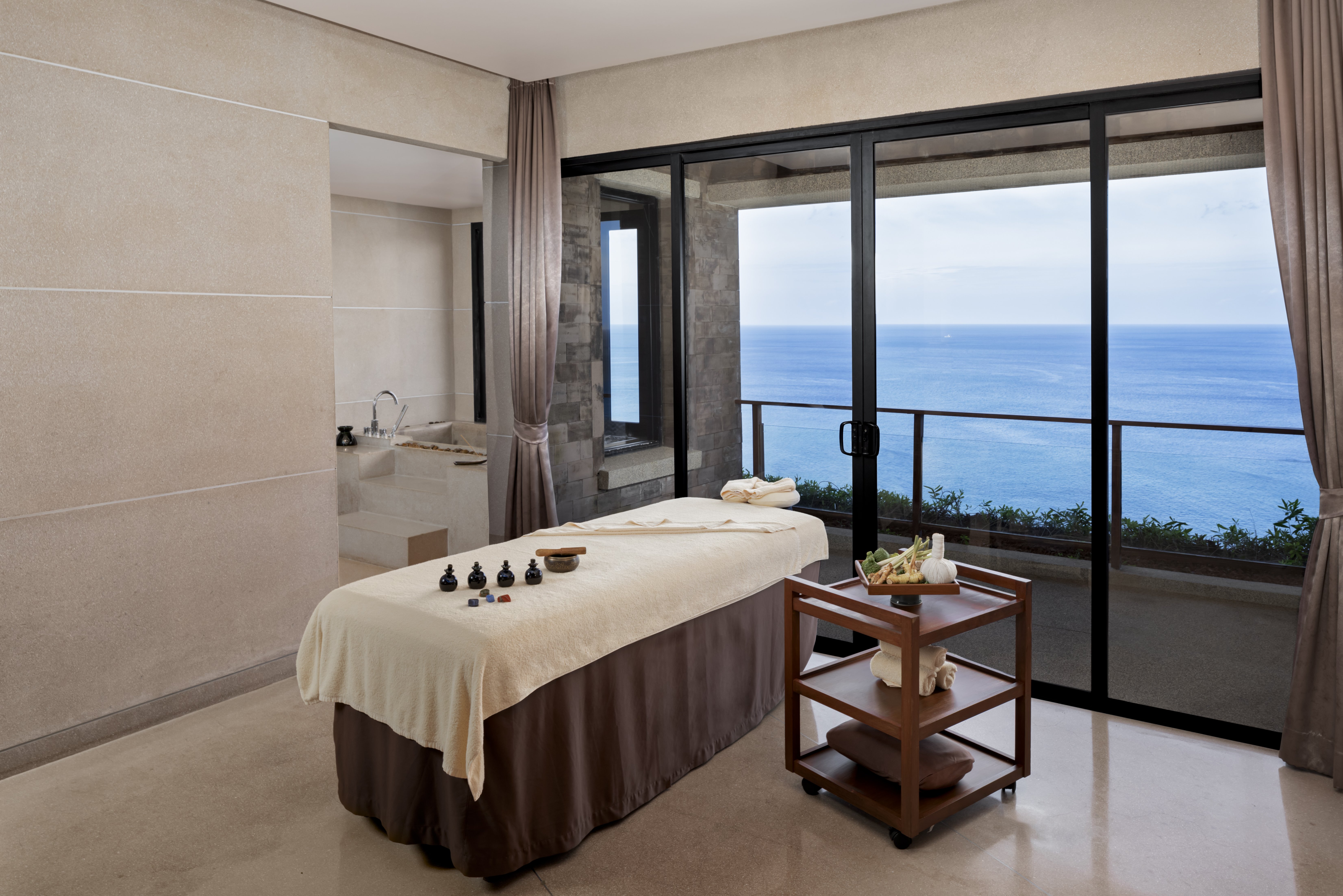 Paresa Resort Phuket 37/90