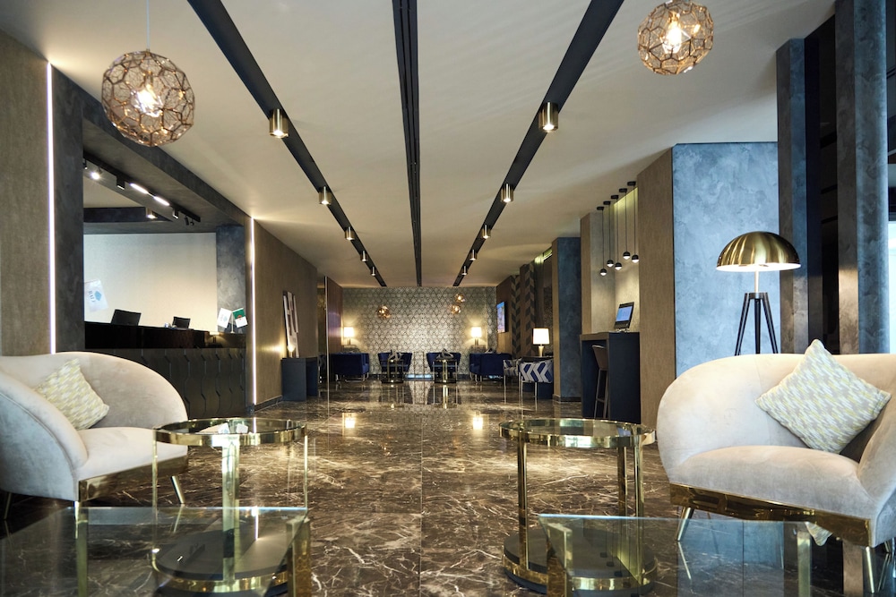 Ralf Hotel 18/28