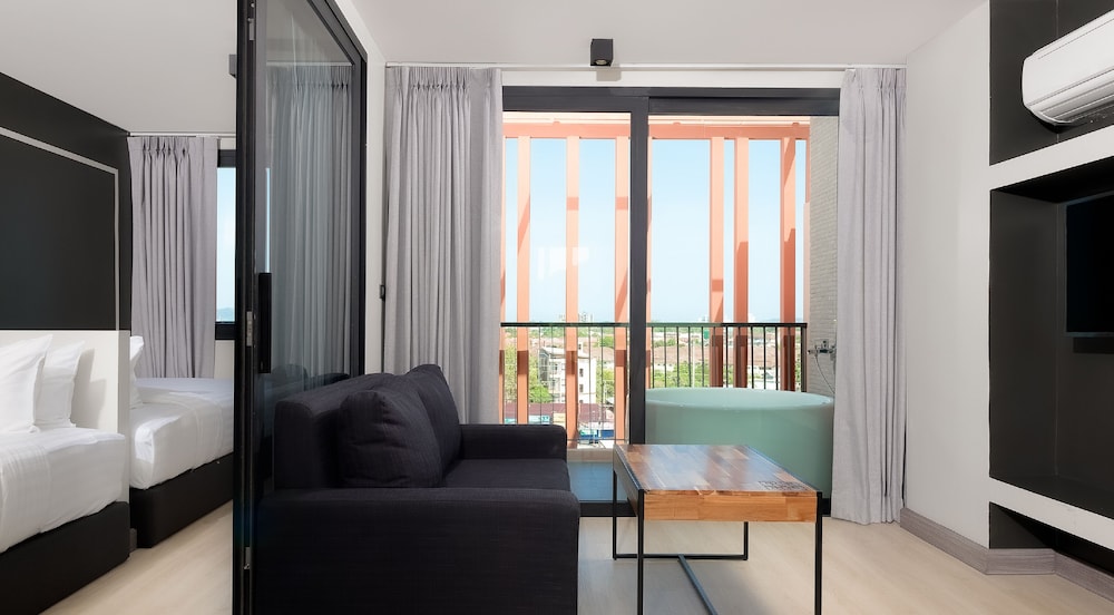 PRIME TOWN - Posh & Port Hotel PHUKET 33/45