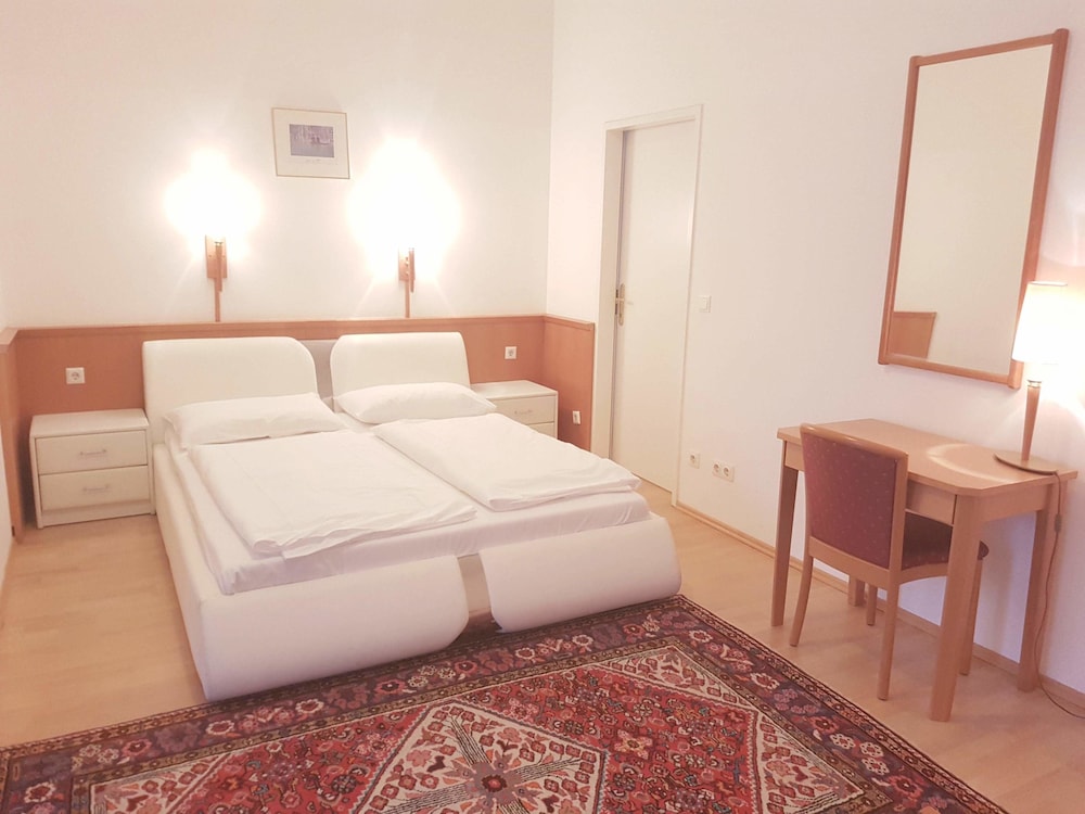 1 BEDROOM, DELUXE, FAMILY, APARTMENT, BALCONY
