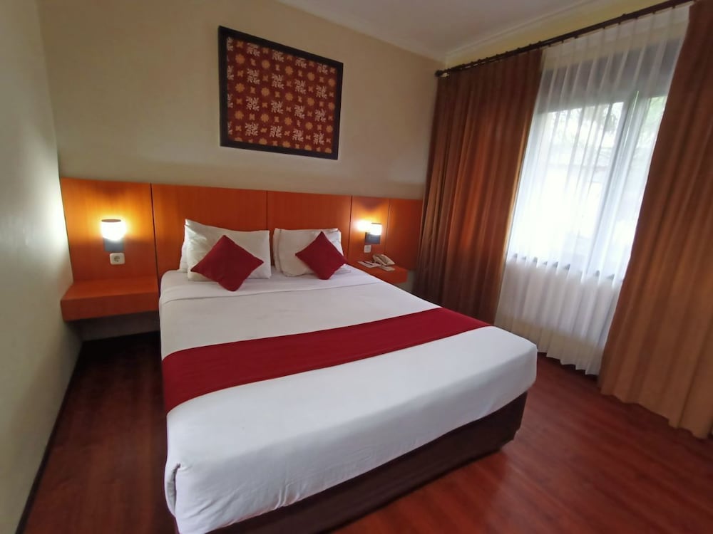 Hotel Montana Malang 10/65