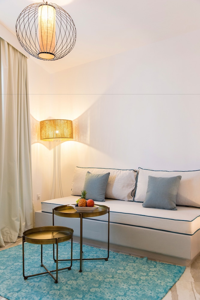 OSOM RESORT 62/78