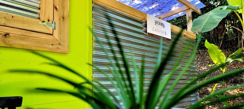 Hacienda Tres Casitas 1/50