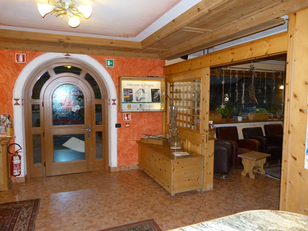 Alba Alpine Hotel 57/71