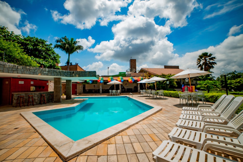 Hotel Tres Palmeiras 25/35