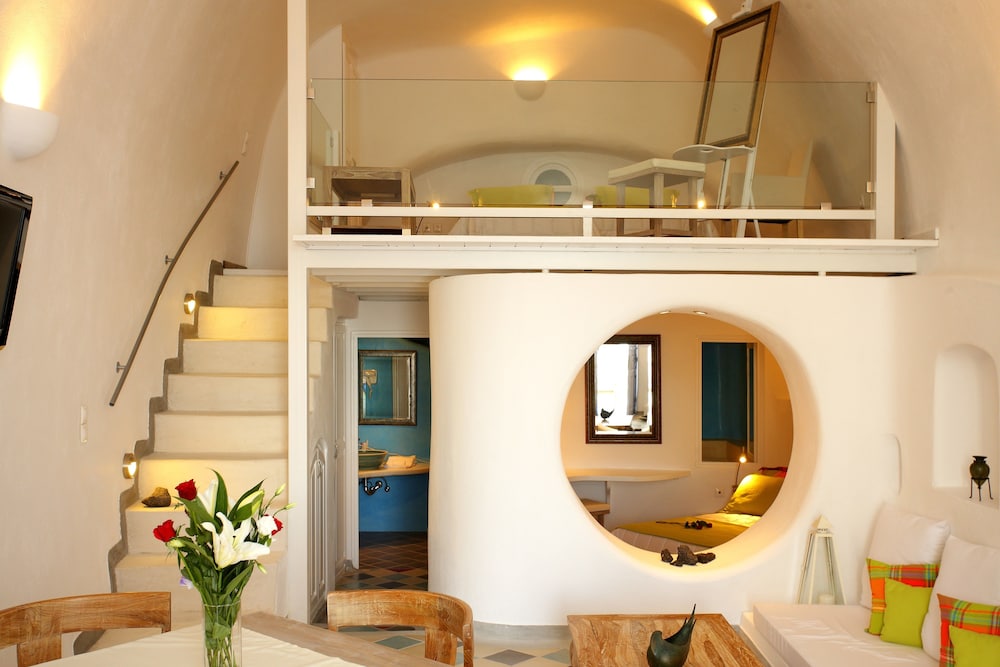 Ikastikies Suites 3/50