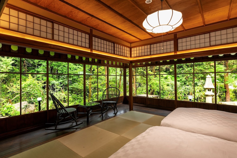 Gamagori Classic Hotel 28/38