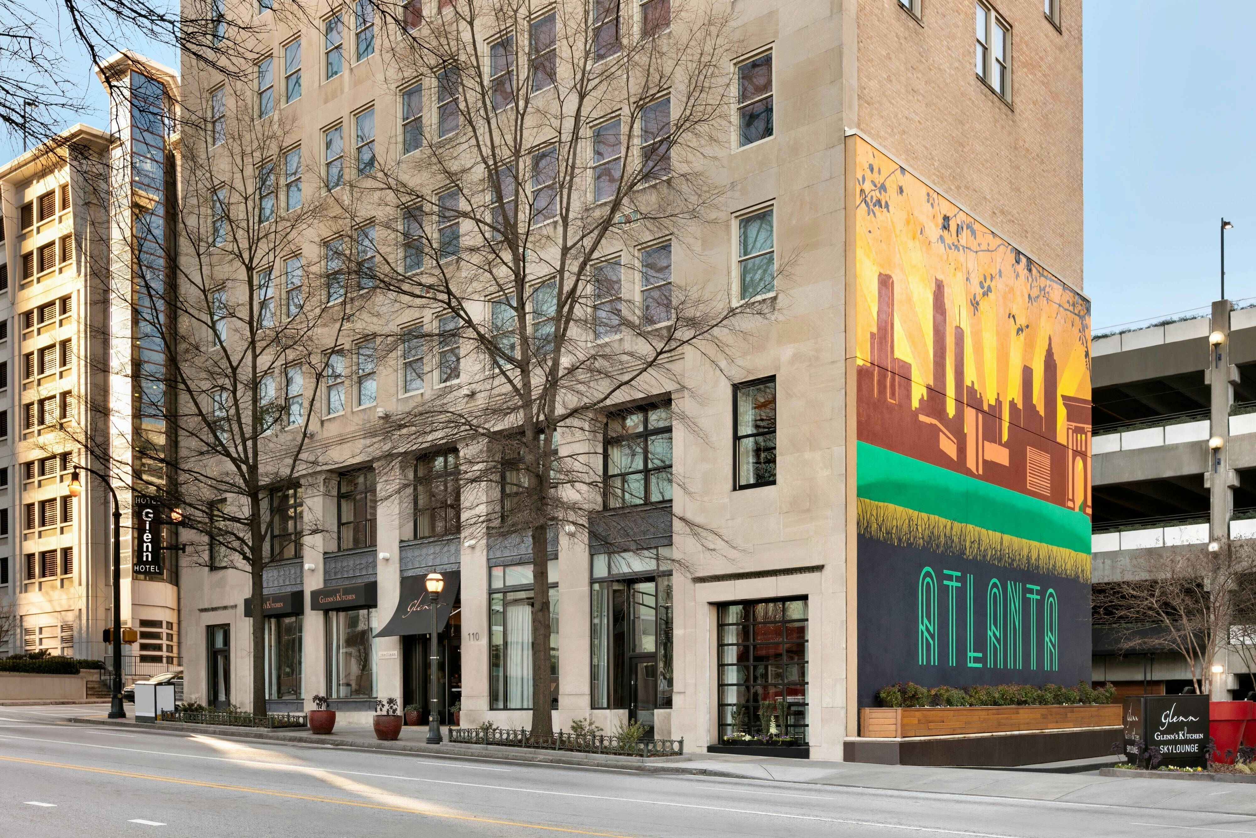 Glenn Hotel, Autograph Collection 40/41