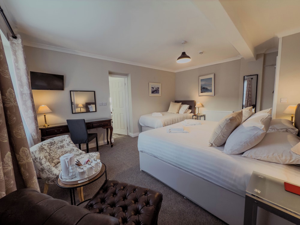 Newport Quay Bed And Breakfast 22/45