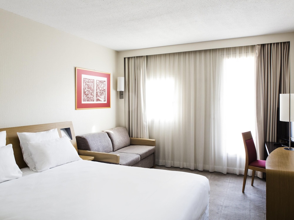 NOVOTEL LILLE AEROPORT 16/70
