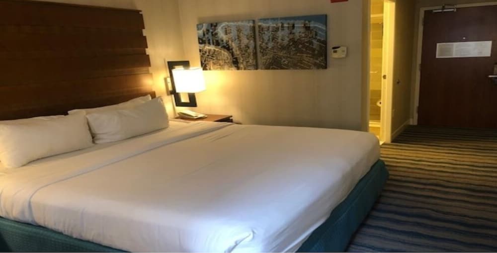 Fairfield by Marriott Inn & Suites New York Manhattan/Fifth Avenue 10/24