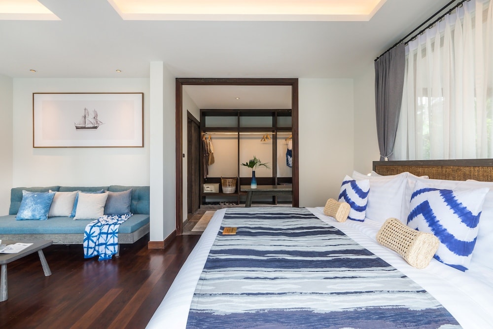 1 BEDROOM, VILLA, WITH POOL