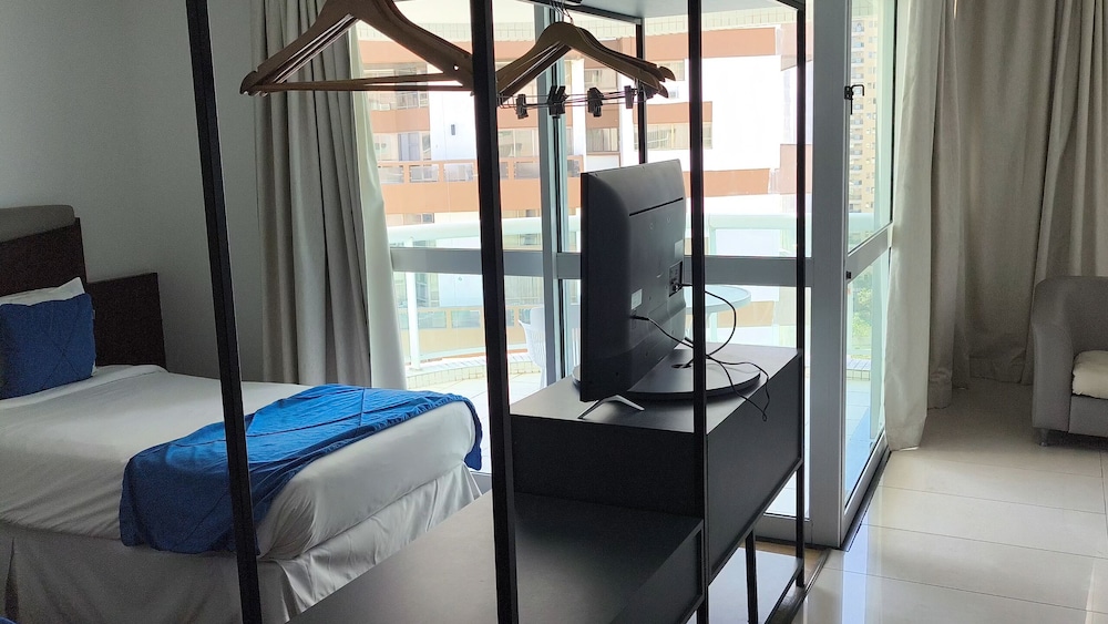 DELUXE, TWIN BEDS