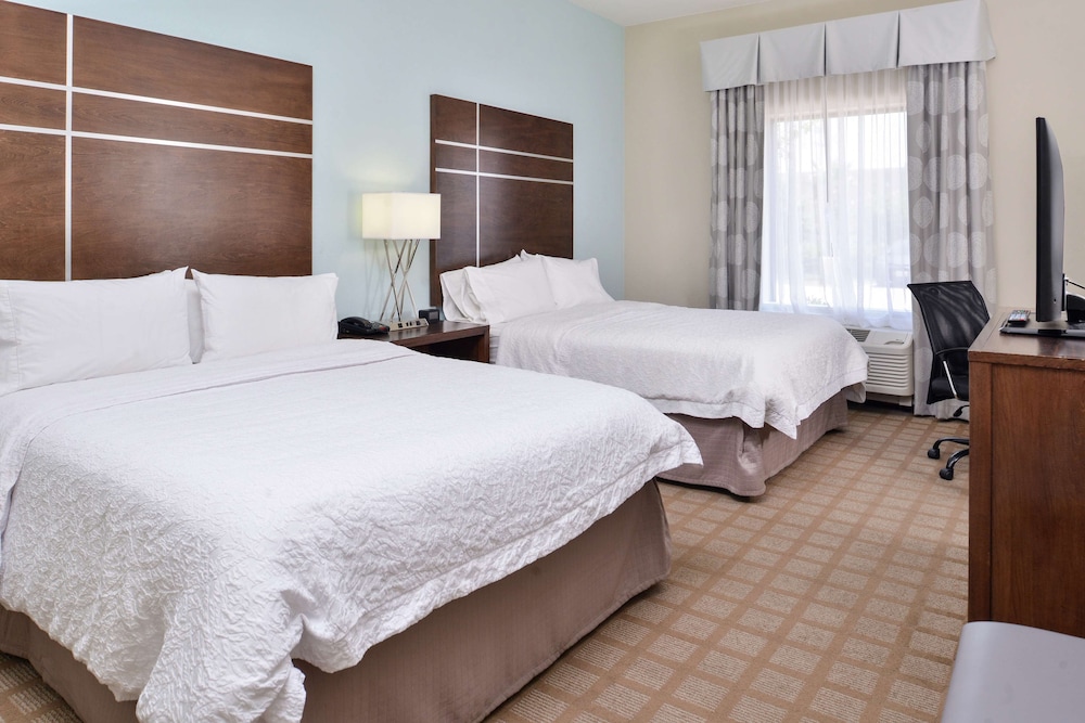 Hampton Inn & Suites Hutto Austin 15/48