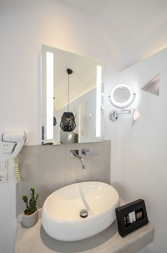 Naxos Evilion 38/50