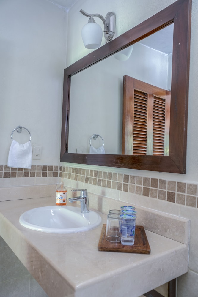 Hotel Jaguar Inn Tikal 32/70