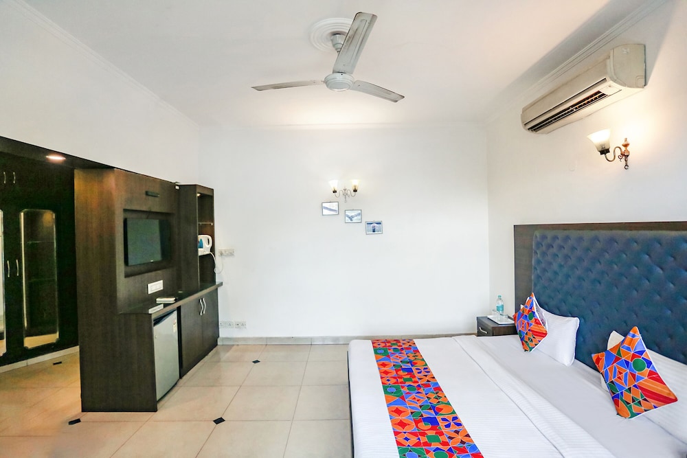 Hotel Lloyd Residency 20/32