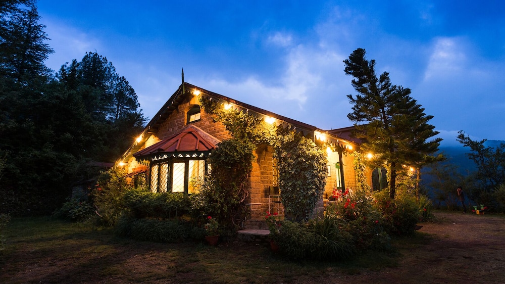 Neemrana's - Ramgarh Bungalows in Kosiyakutoli