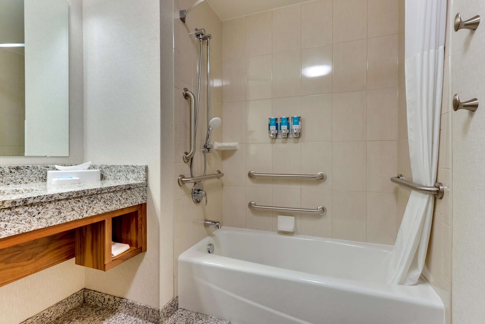 Drury Inn & Suites Lafayette IN 53/56