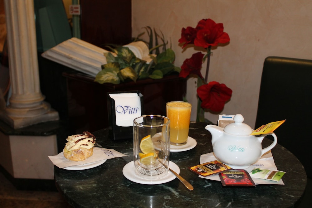 Hotel Vitti 32/39