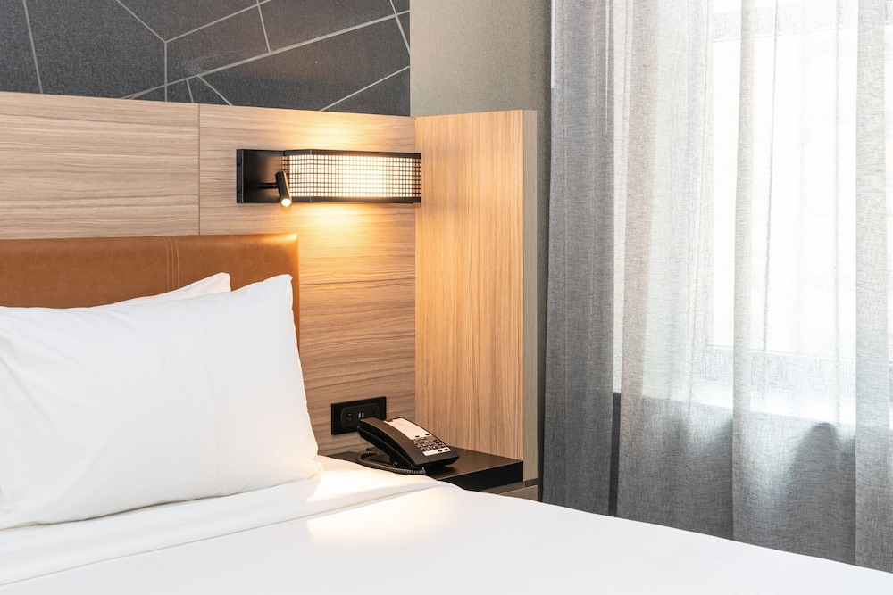 SpringHill Suites by Marriott Baltimore Downtown Convention Center Area photo5