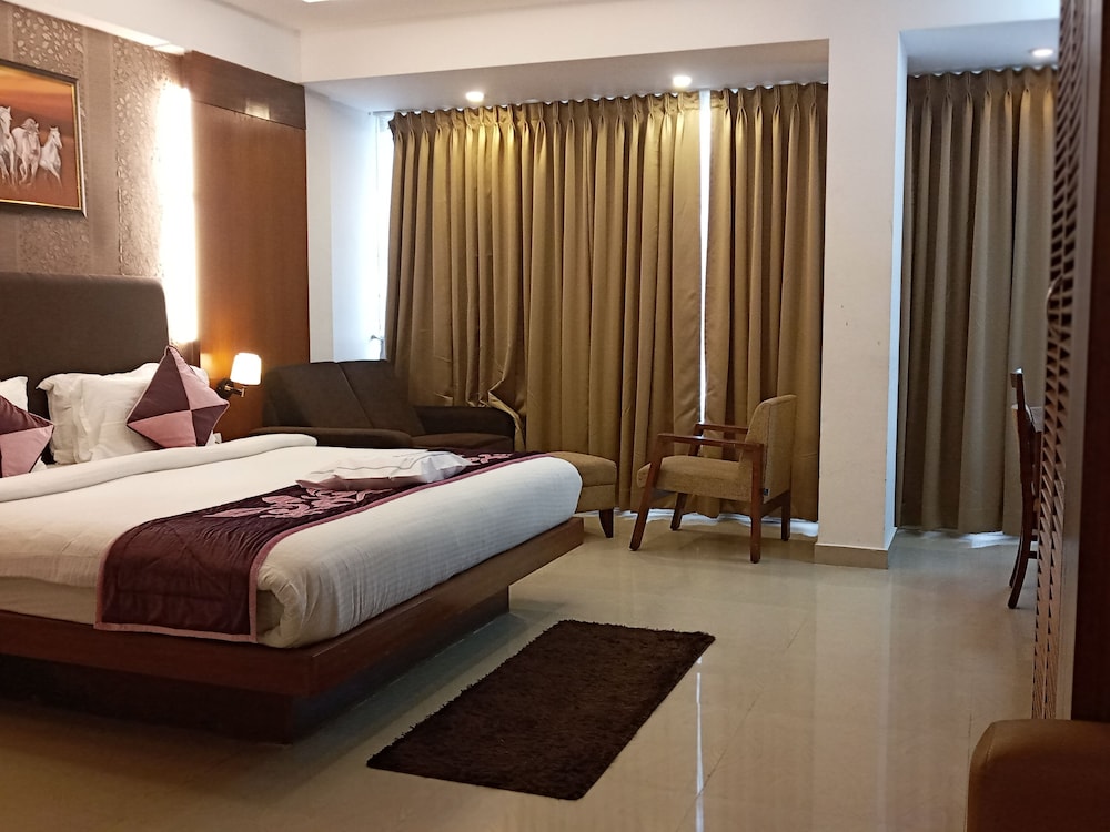 Hotel Park Prime Goa 8/25