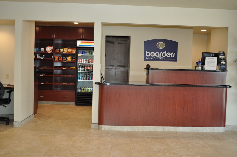 Boarders Inn and Suites Broken Bow 11/43