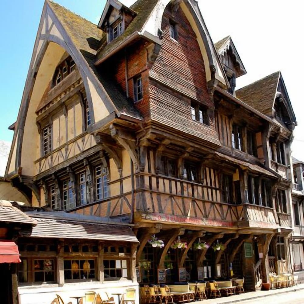 Hôtel La Résidence Manoir De La Salamandre 1/30