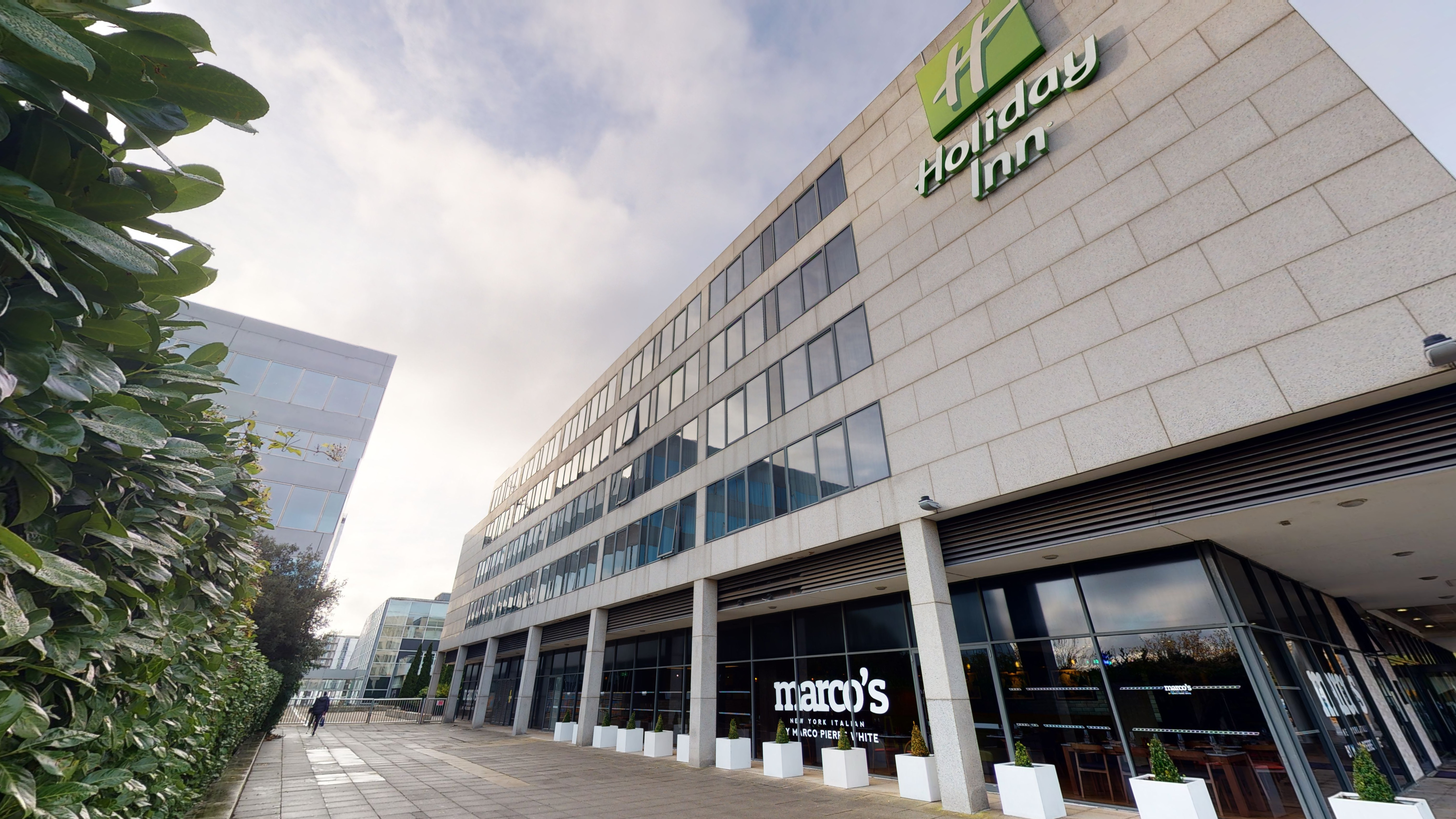 Holiday Inn Milton Keynes - Central 1/50
