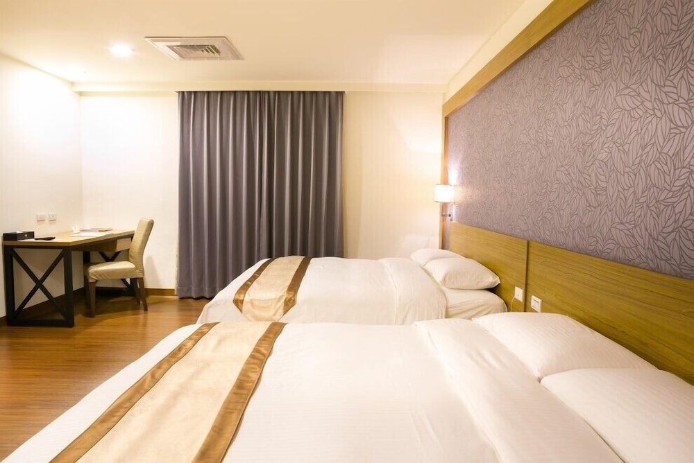 Hotel Bonza 9/63