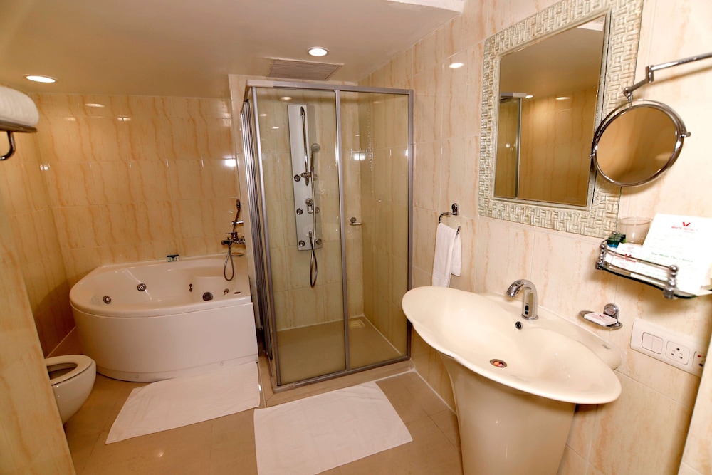 The White Hotel Katra, a member of Radisson Individuals 44/45