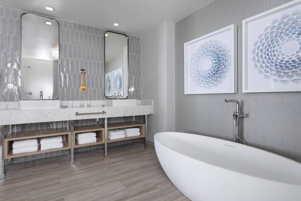 Marriott Virginia Beach Oceanfront 14/55