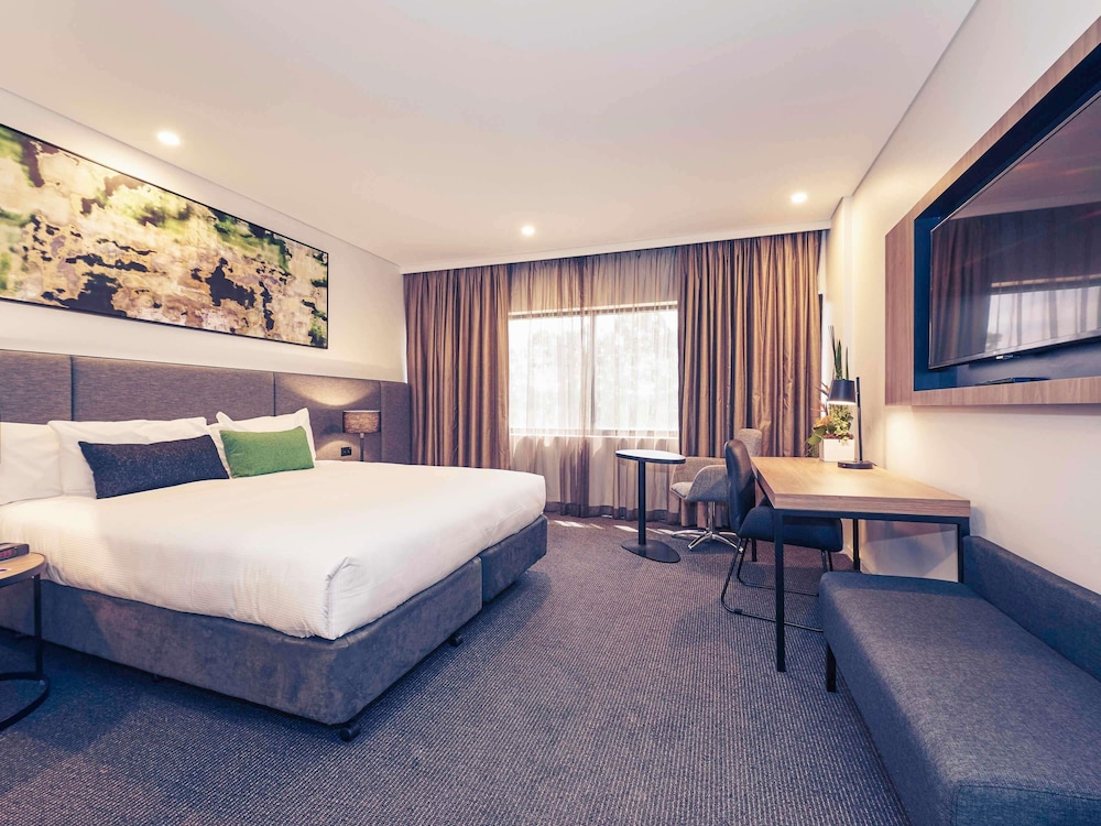Mercure Penrith 18/69