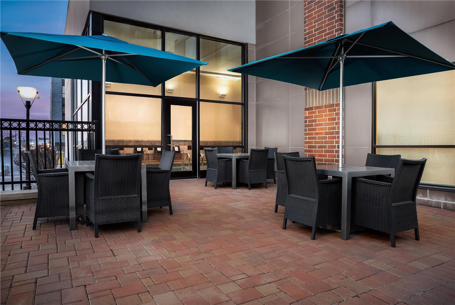 Hampton Inn Suites By Hilton Omaha Downtown 31/46