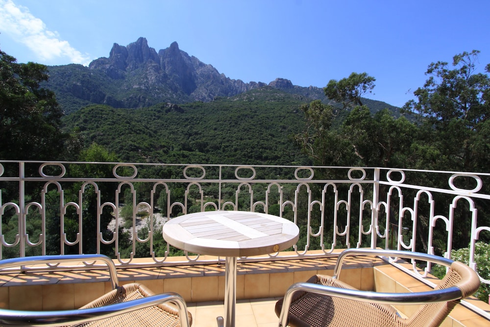 Hotel Le Lonca 38/46