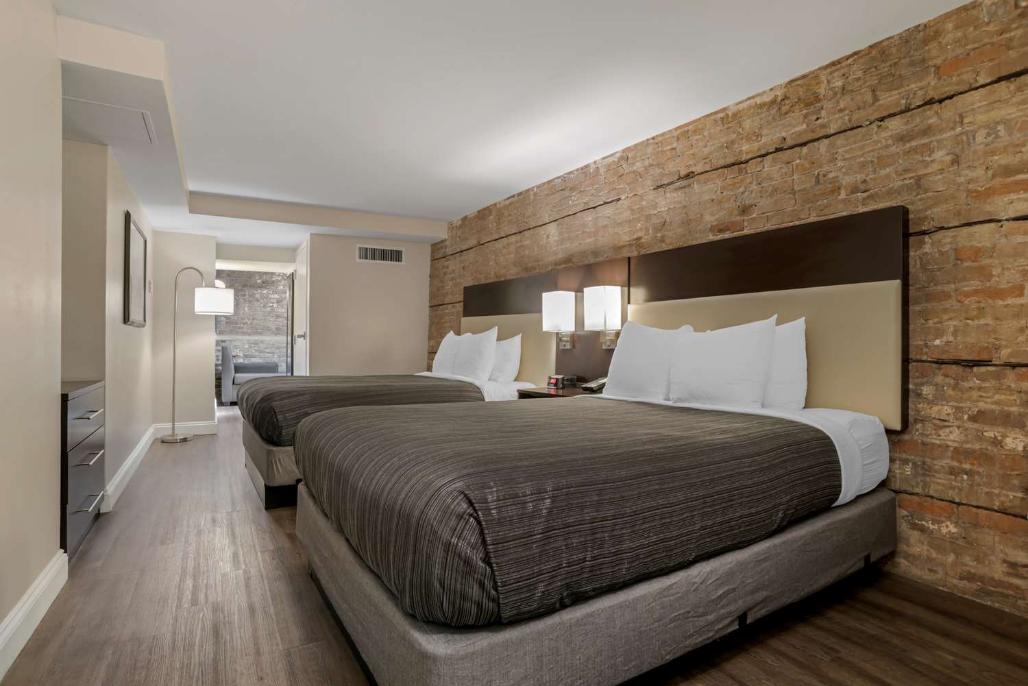 Best Western Plus St. Christopher Hotel 10/49