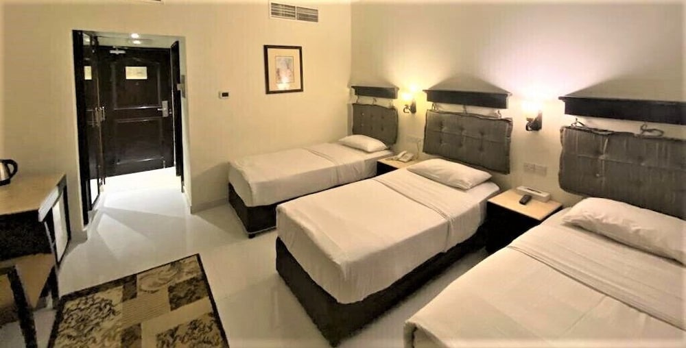 Signature Inn Hotel Deira 7/27