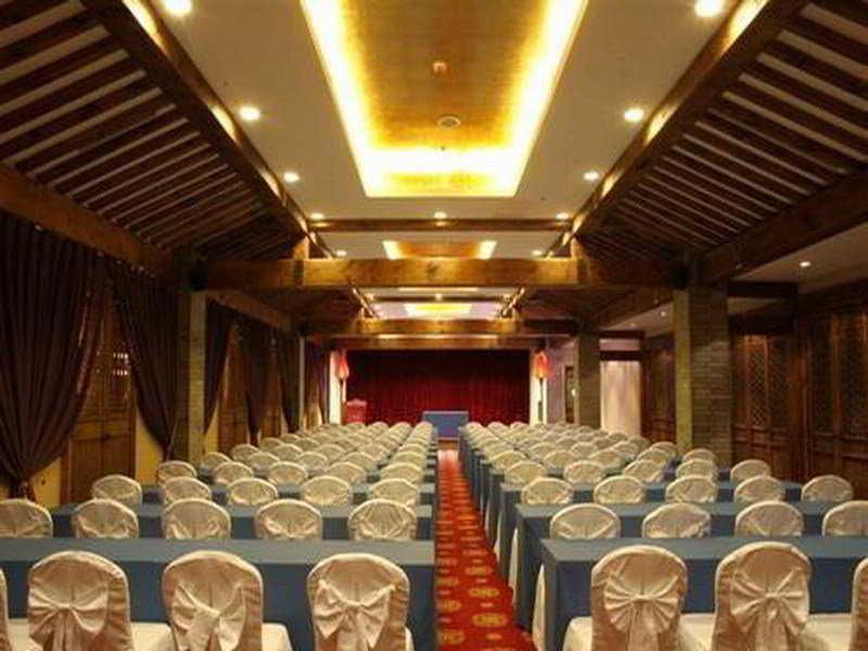 Auspicious Business 22/25