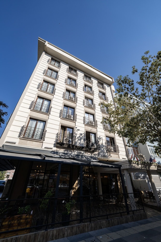 Grand Hamit Hotel 3/50