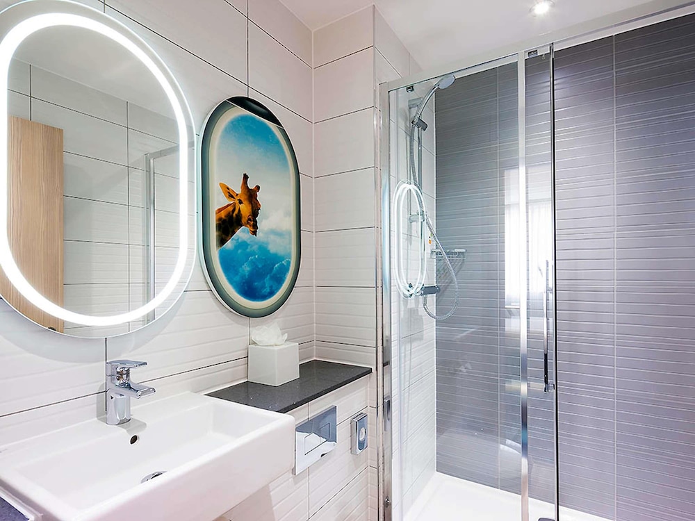 ibis Styles London Heathrow Airport 69/72