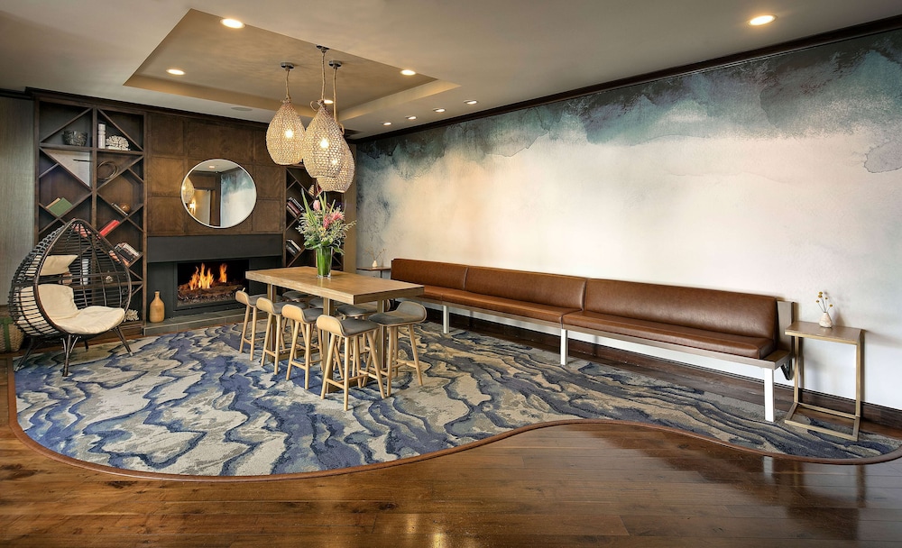 Jamaica Bay Inn Marina Del Rey, Tapestry Collection by Hilton 29/76