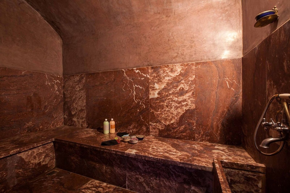 Riad Alaka 50/50