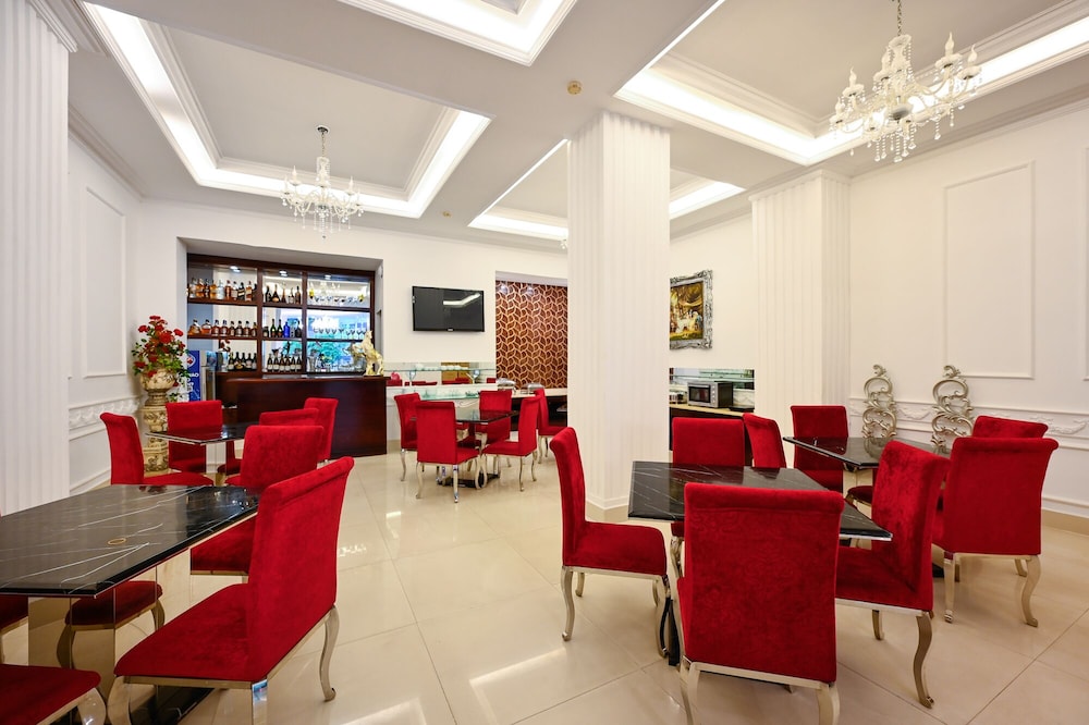A25 Hotel - 255 Le Thanh Ton 41/51