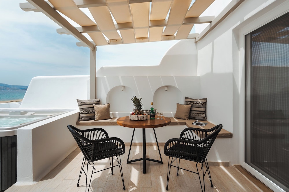 Almiriki Naxos Beachside Living 57/67