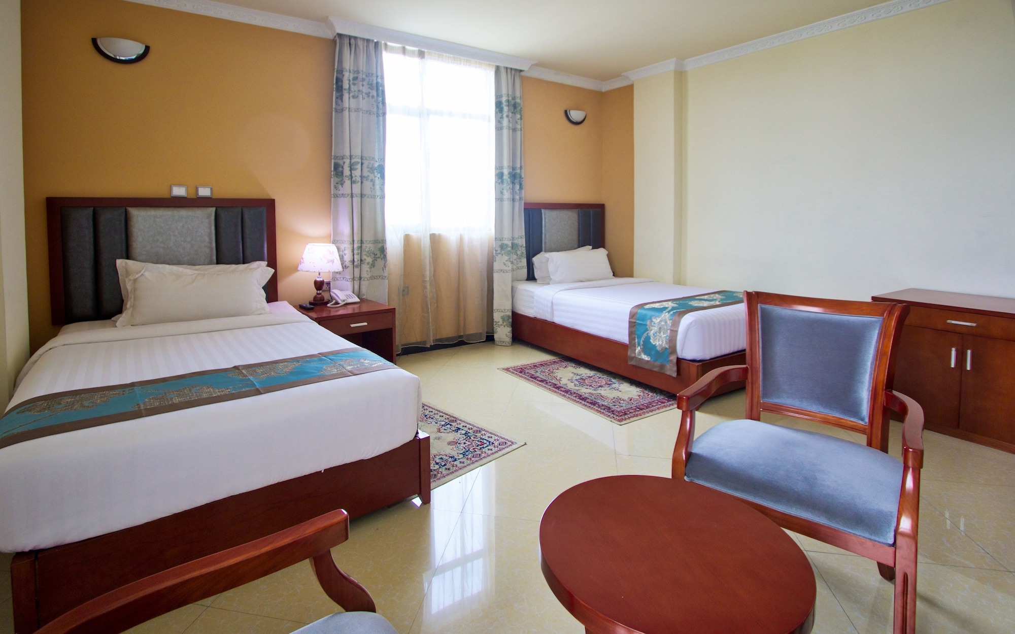 ECONOMY, DOUBLE BED, CITY VIEW