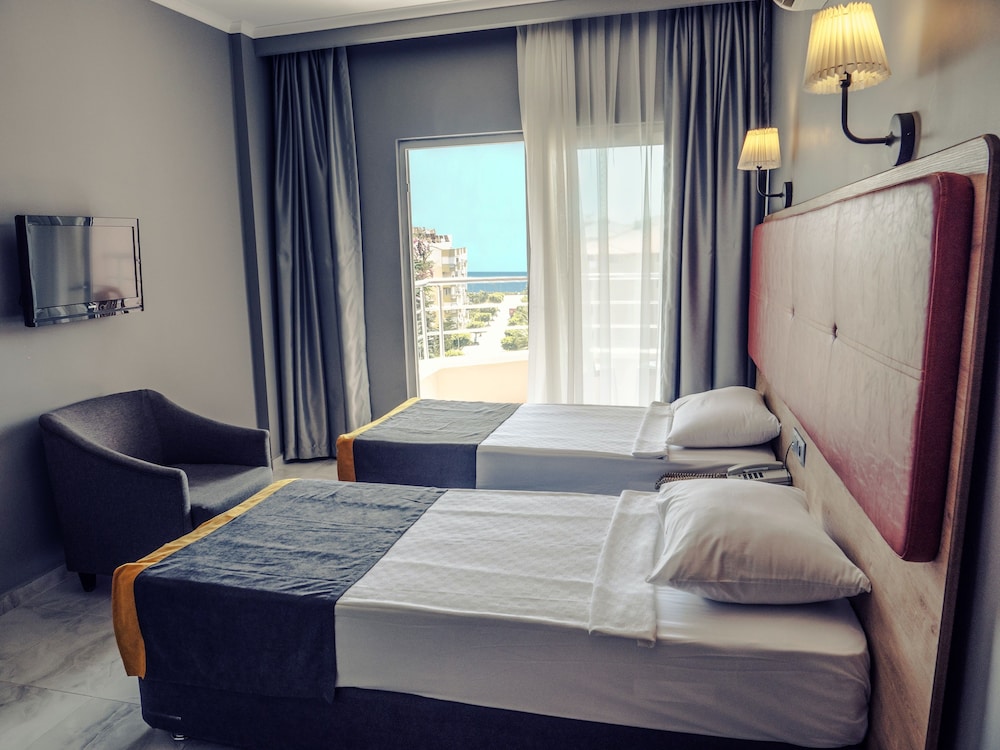 Simply Fine Hotel Alize - Adults Only (+16) 24/53