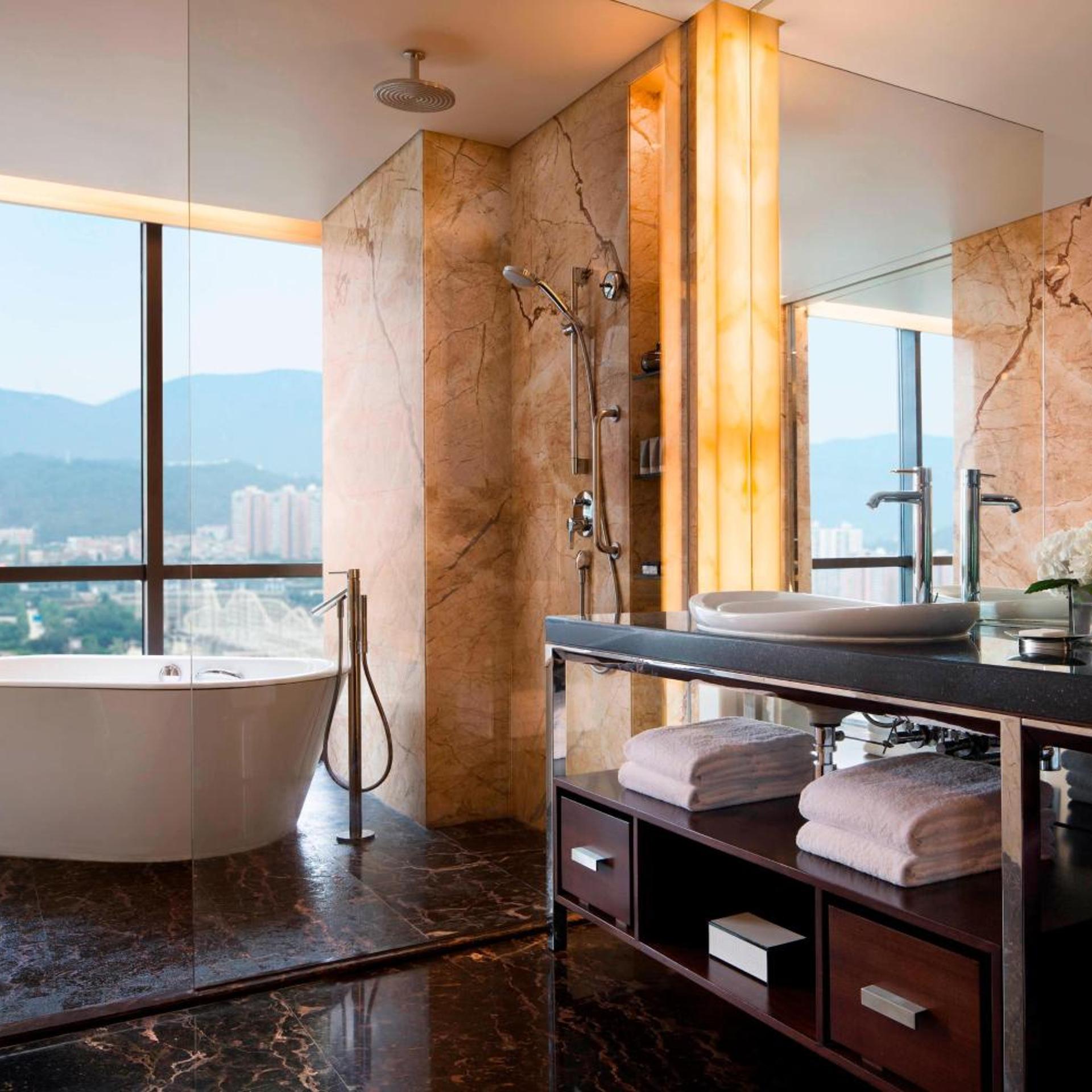 غرفة ديلوكس بسرير كينج في طابق مرتفع، Jw Marriott Hotel Shenzhen 4/9