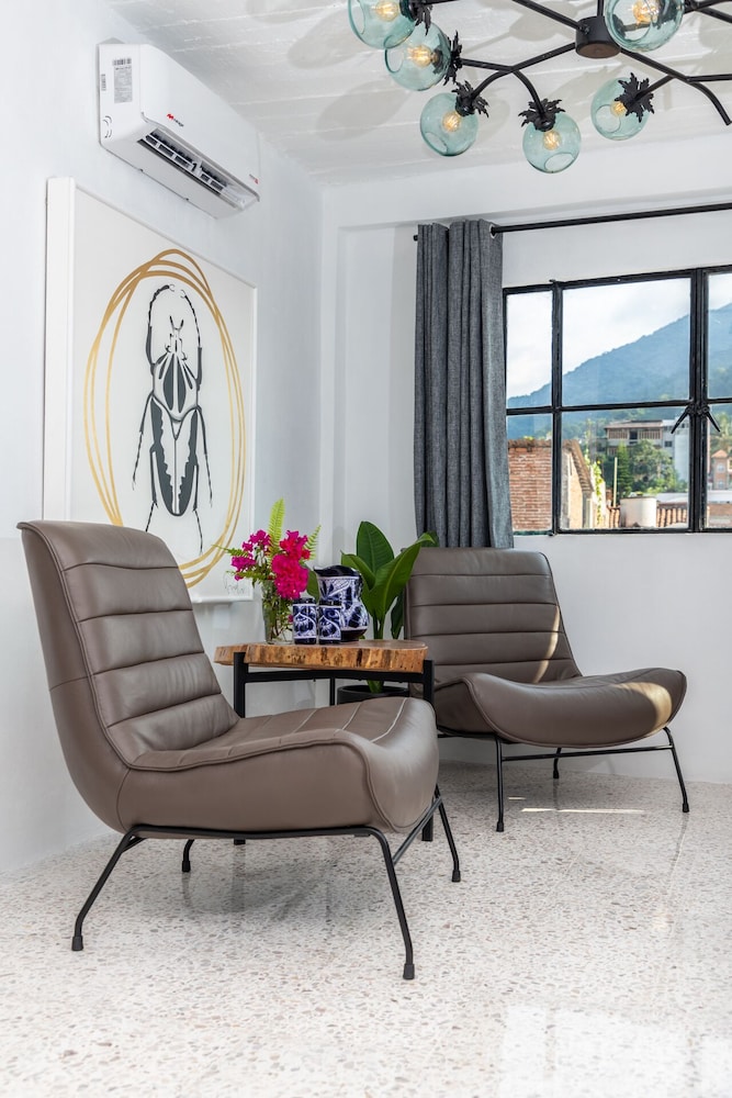 Cuale Condo Retreats 27/50