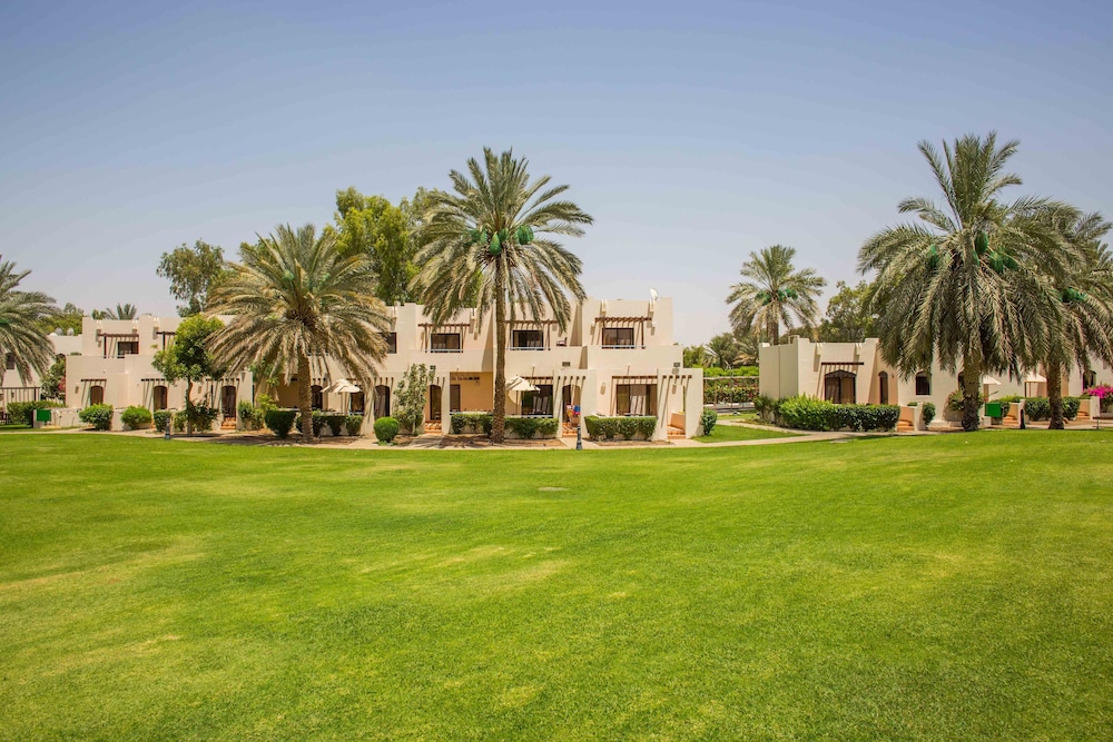 Radisson Blu Hotel & Resort Al Ain 64/66